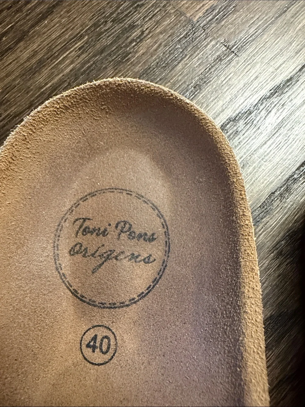 Toni Pons classic tan